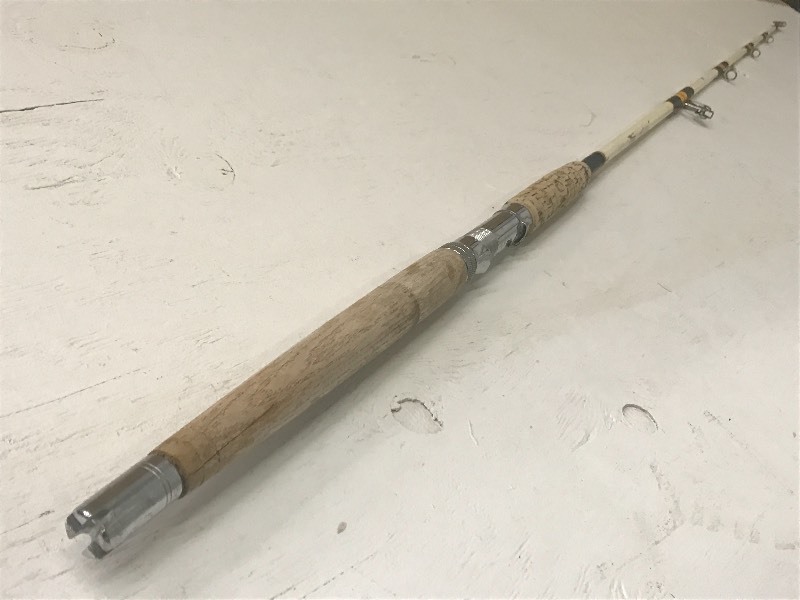 lot 15 image: Vintage Heavy Action 66 Trolling ...