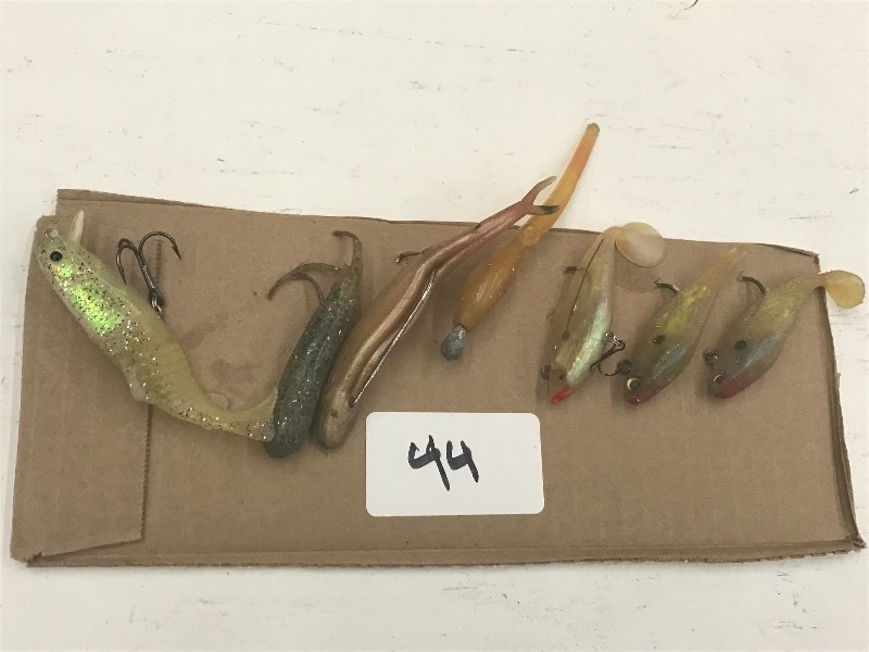 lot 44 image: (7) Assorted Weighted Soft Bait Lur...