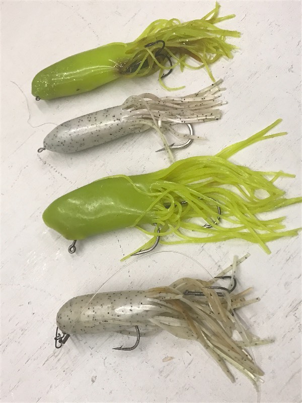 lot 76 image: Bag Of (4) Muskie Soft Baits ...