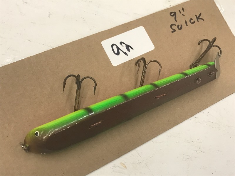 lot 92 image: 9 Suick Muskie Lure ...