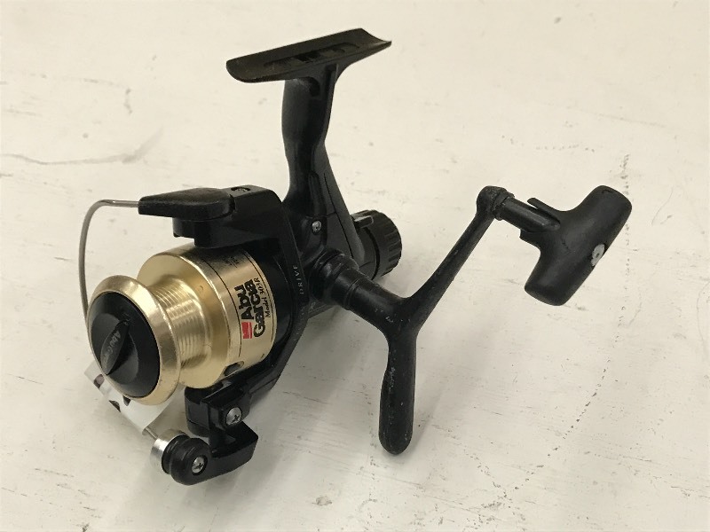 lot 154 image: Abu-Garcia 303R Spinning Reel ...