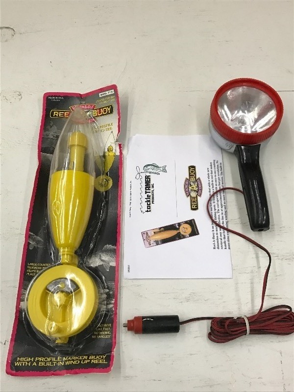 lot 165 image: Lot Of 12Volt Light & Reel-A-Bouy ...