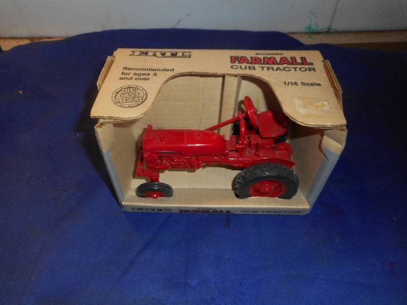 farmall trctor