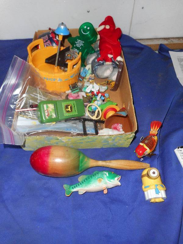 NEWER AND VINTAGE TOYS
