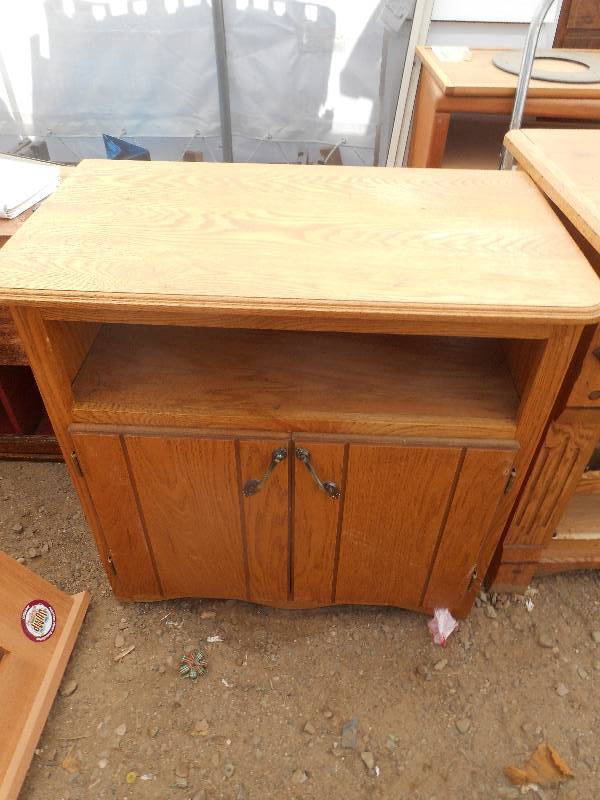 DOUBLE DOOR NIGHT STAND