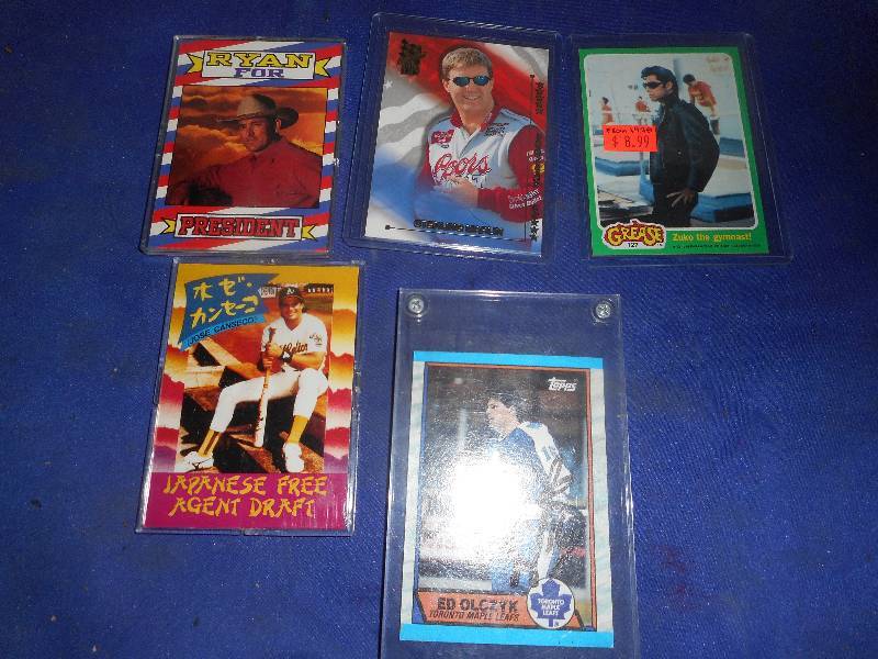 COLLECTIBLE SPORTS CARDS