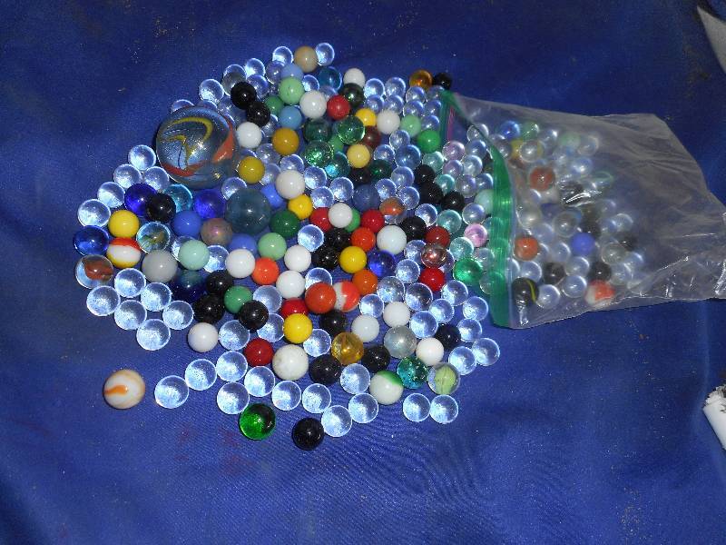 COLLECTIBLE MARBLES