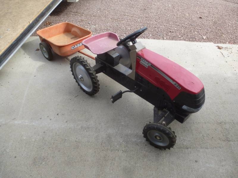 Youth Case Tractor & Wagon