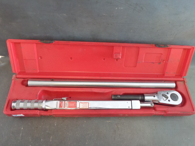 lot 4 image: Snap On Torque Wrench