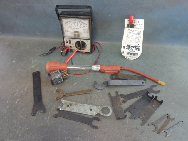 lot 12 image: Tools