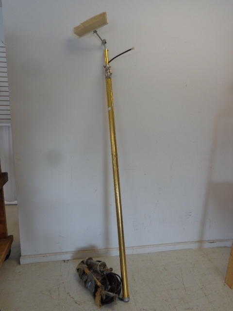 lot 41 image: Tucker High Window Washer