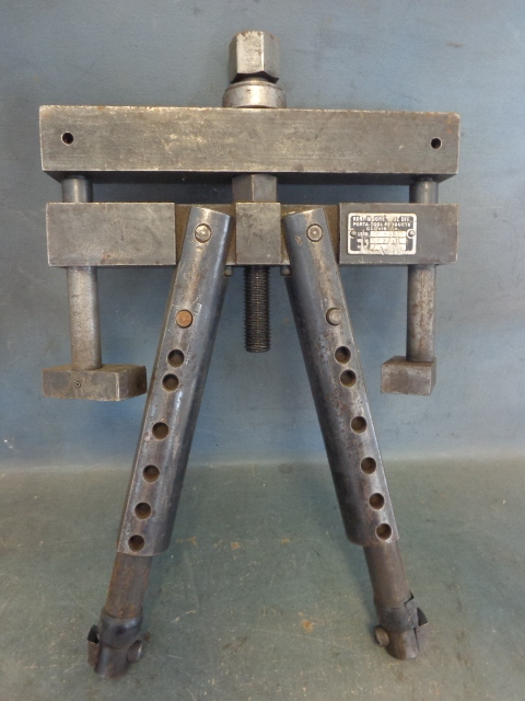 lot 48 image: Kent Moore Tool