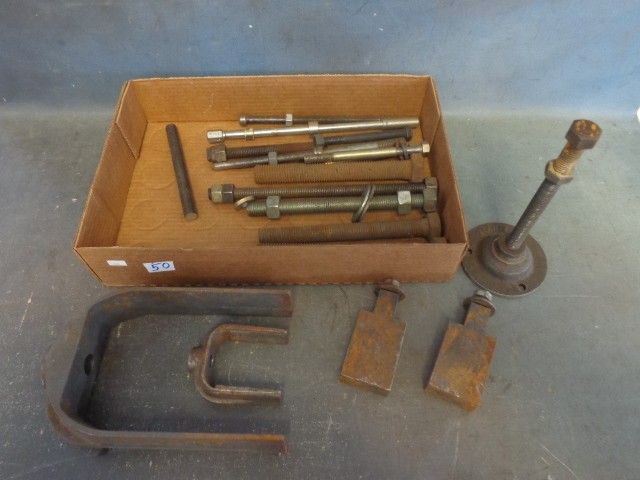 lot 50 image: Pullers