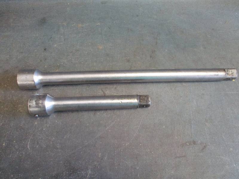 lot 79 image: Snap on 34 Inch Drive Extentions