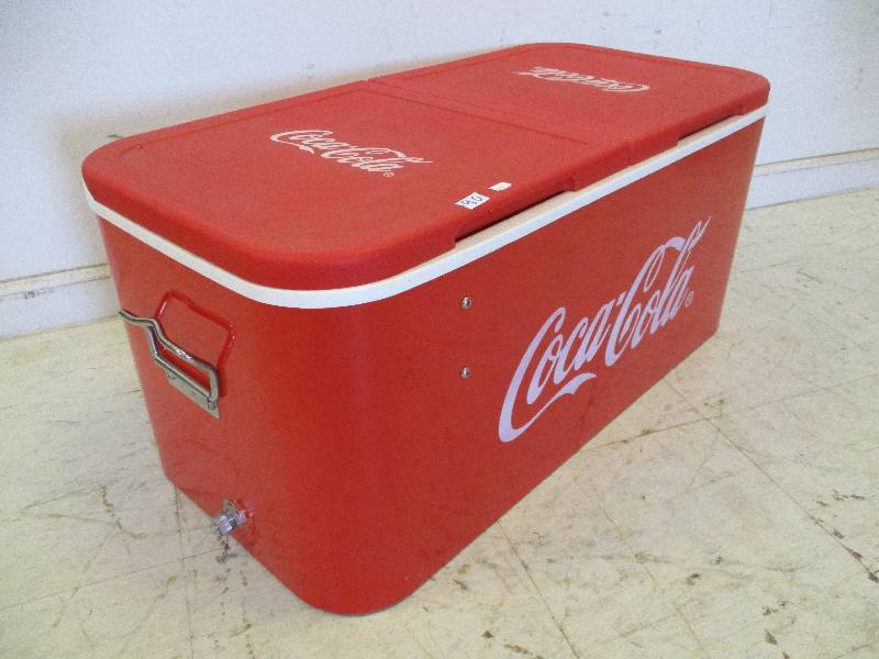 lot 90 image: Coca Cola Cooler