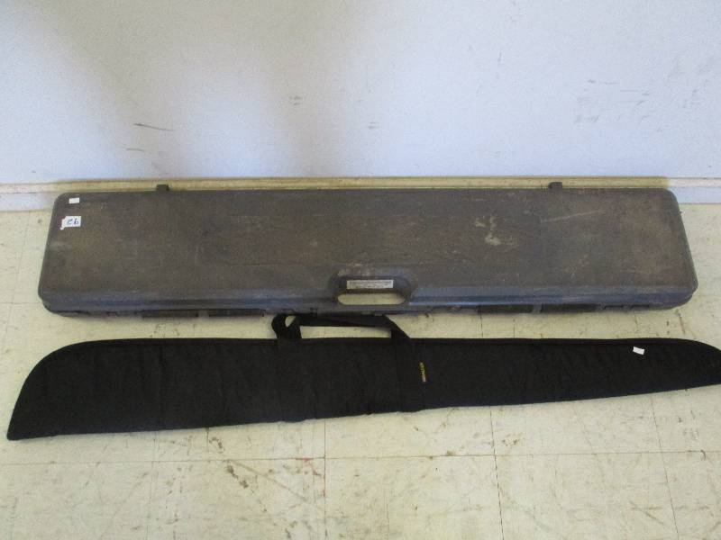 lot 92 image: Gun Cases