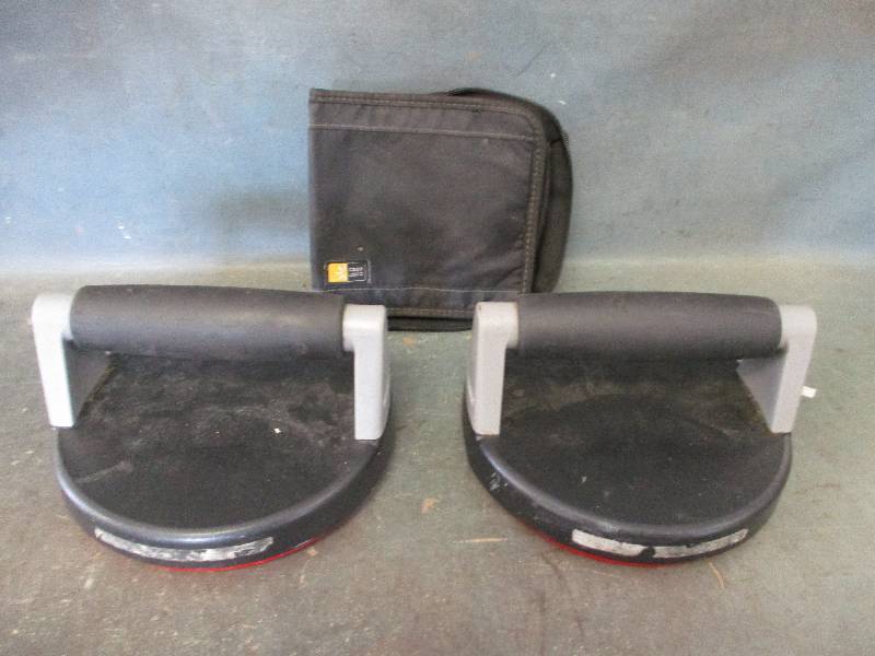 lot 116 image: Body Rev push up bases and CD case