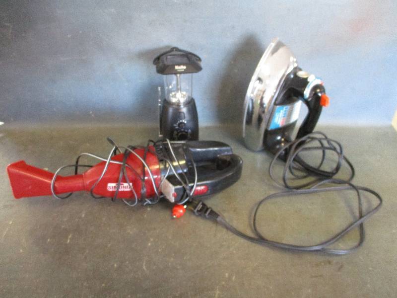 lot 126 image: Clothes Iron, Vacuum and Radio