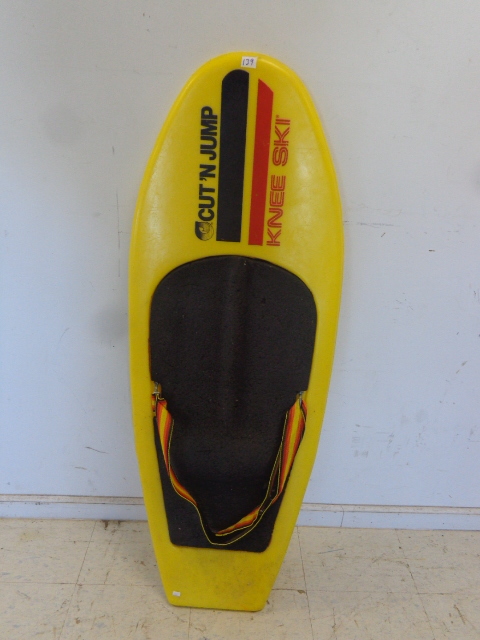 lot 139 image: Cutn Jump Knee Ski