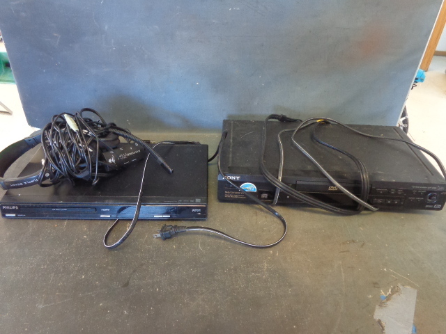 lot 148 image: DVD Players and Gaming Headphones