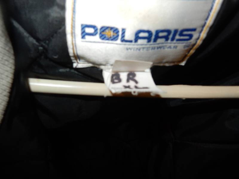 lot 82 image: XL Polaris Snowmobile Bibs and Coat.. Nice shape