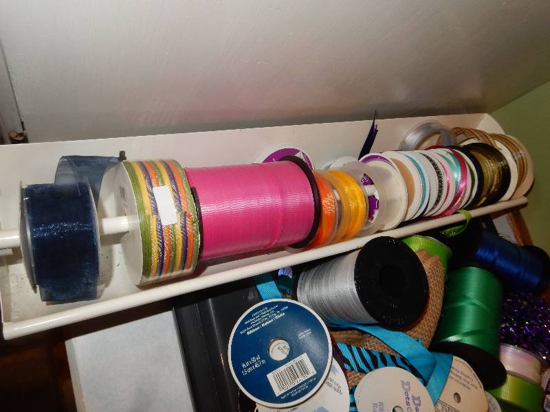 lot 103 image: Large lot of Ribbon and some material..