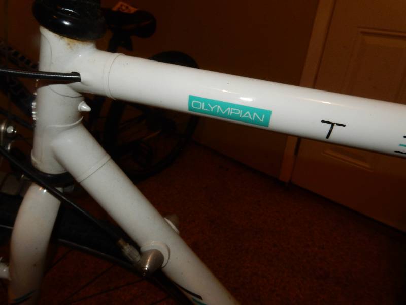 lot 138 image: Raleigh, Olympian Road Bike.