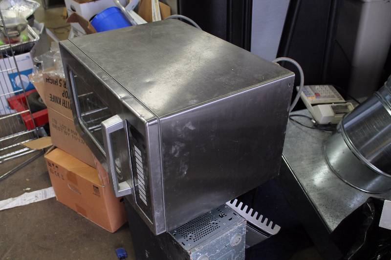 Microwave Oven