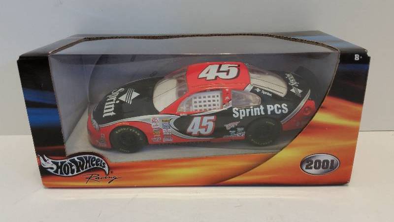 Hot Wheels Mattel Racing Deluxe NASCAR #45 Sprint Pcs Car 1 24 for sale online 