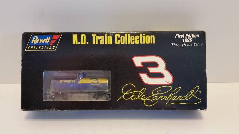 lot 44 image: Revell Collections #3 Dale Earnhardt H.O Train Collections Set Featuring the GM Goodwrench, Mike Curb and Wrangler Jeans Colors
