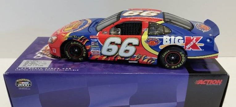 lot 36 image: 2000 Action Racing Collectibles 124th Scale #66 Darrell Waltrip Big K Route 66 Ford Taurus