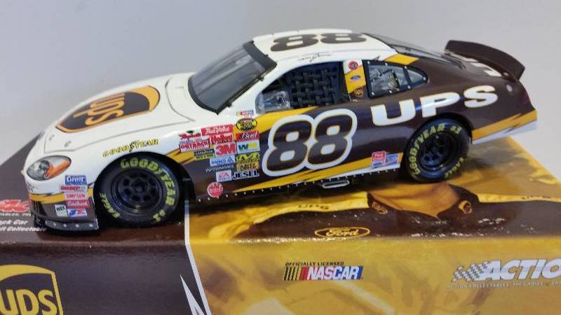 2004 Action Racing Collectibles 1:24th Scale #88 Dale Jarrett UPS