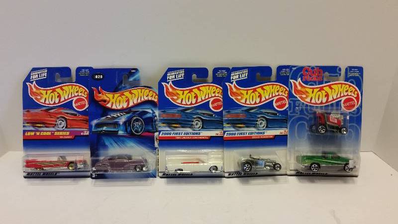 lot 21 image: Lot of (5) Hot Wheels Cars in Original Packaging - See Pictures for Styles and Series