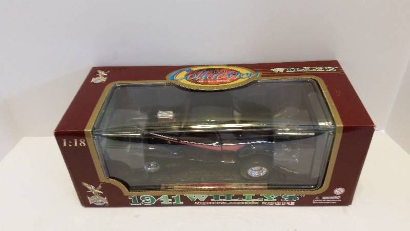 lot 67 image: Road Legends 118th Scale 1941 Willys Competition Couple Die Cast Metal Car in Original Box