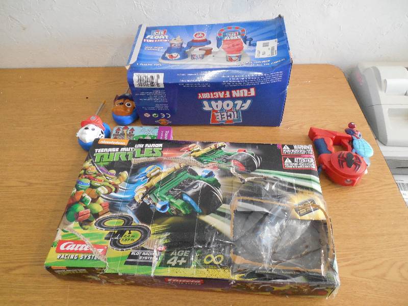 RANDOM TOY LOT