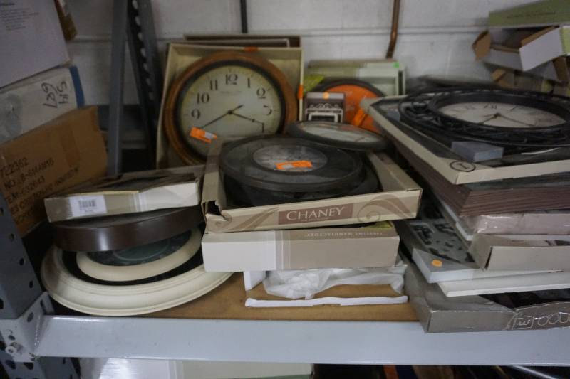 lot 22 image: Large Lot of Assorted Wall Decorative Clocks