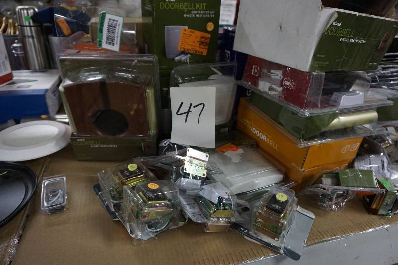 lot 47 image: Large Lot of Door Bell Kits and Components