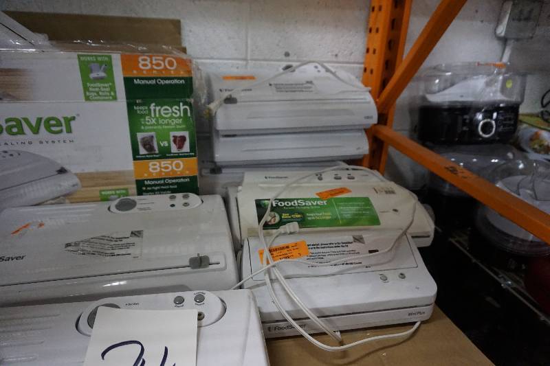 lot 74 image: Lot of Food Savers Vacuum Sealers