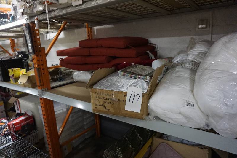 lot 117 image: Lot of Assorted Bedding, Comforters, and Mattress Pads