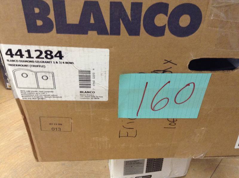 Blanco Diamond Undermount Granite 32 in. 0-Hole Double Bowl Kitchen Sink in Truffle never used