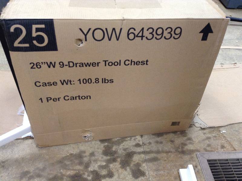 Husky 26  9 Drawer Tool ches dent on top not used