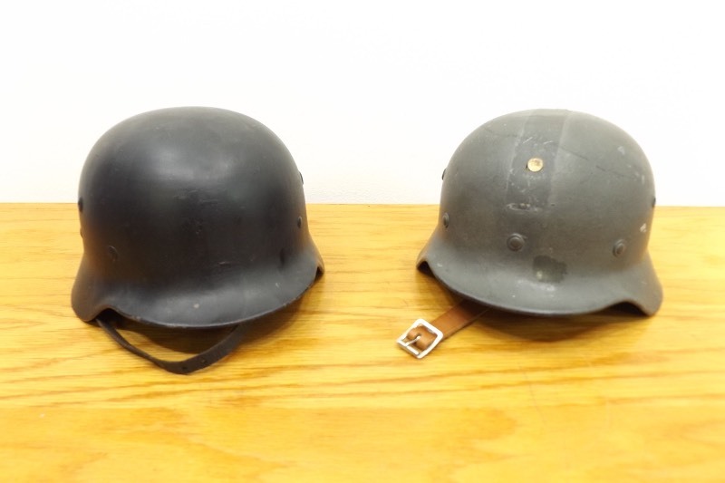 lot 4 image: 2 WWII M1 Type Metal Helmets