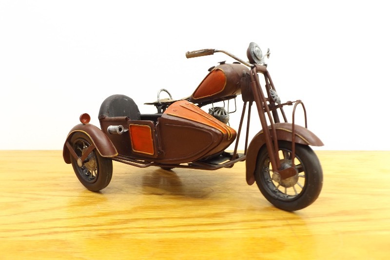 lot 17 image: Large Metal sculpture of a Motorcycle and Side Car