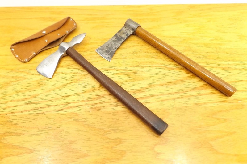 lot 25 image: 2 Authentic Hand Forged Throwing Tomahawks