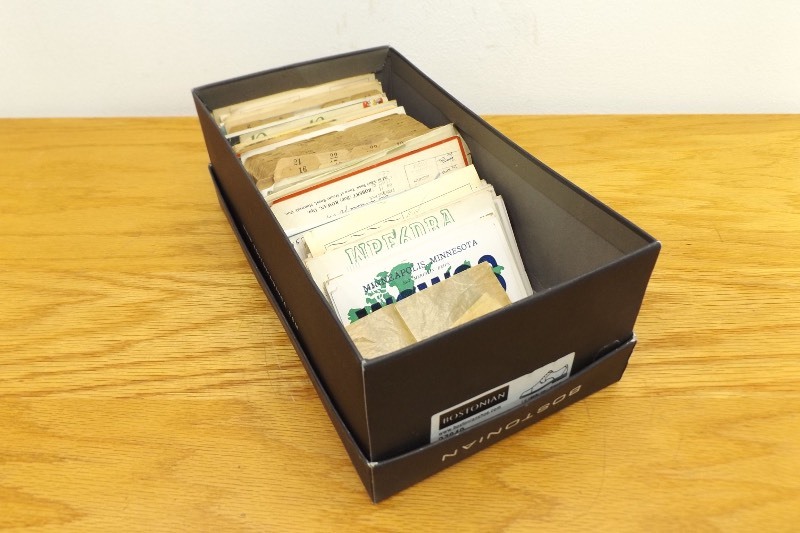 lot 39 image: Vintage Collection of Ham Radio Cards From Around the World