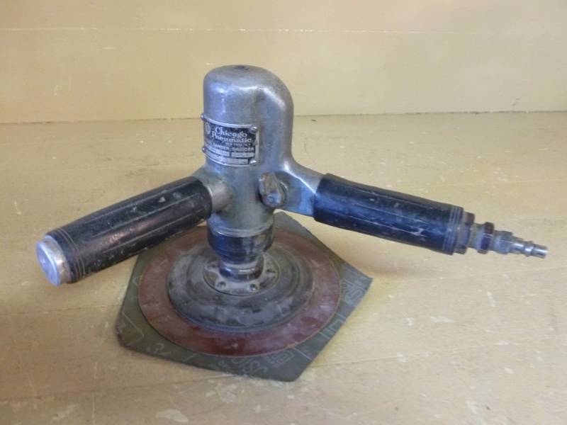lot 20 image: Pneumatic Tool
