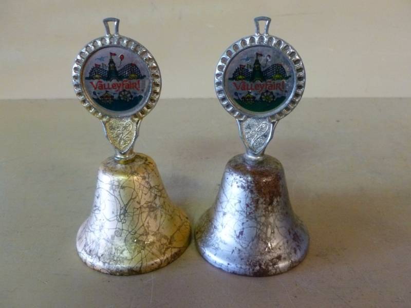 lot 32 image: Collectible