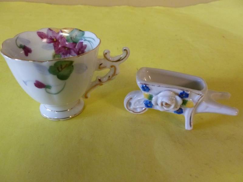 lot 34 image: Vintage Occupied Japan