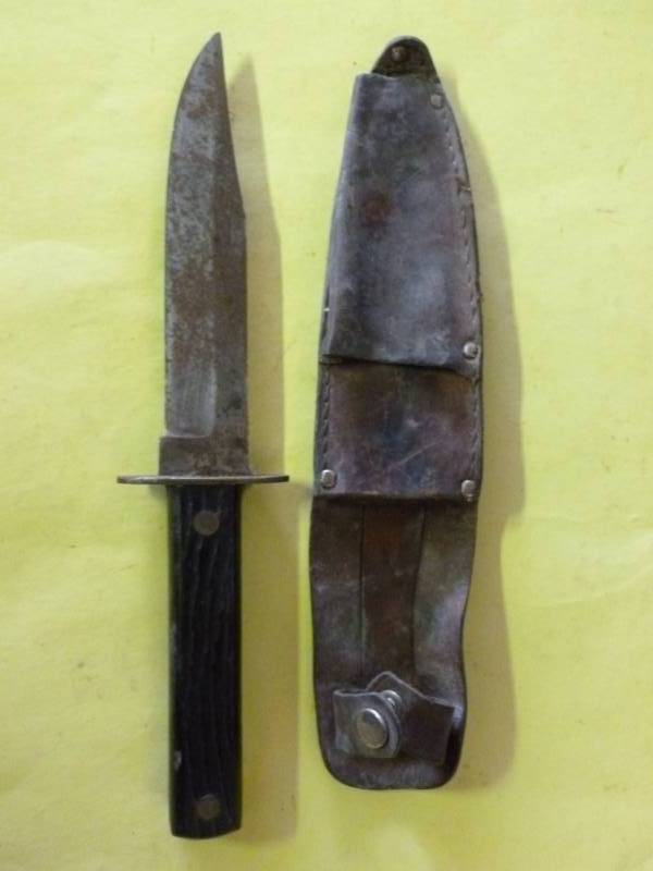 lot 54 image: Vintage Knife