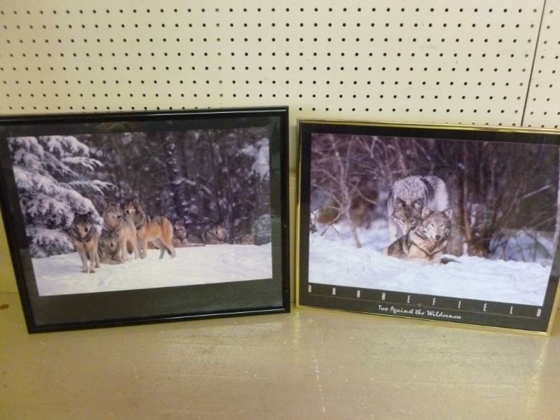 lot 70 image: Pictures